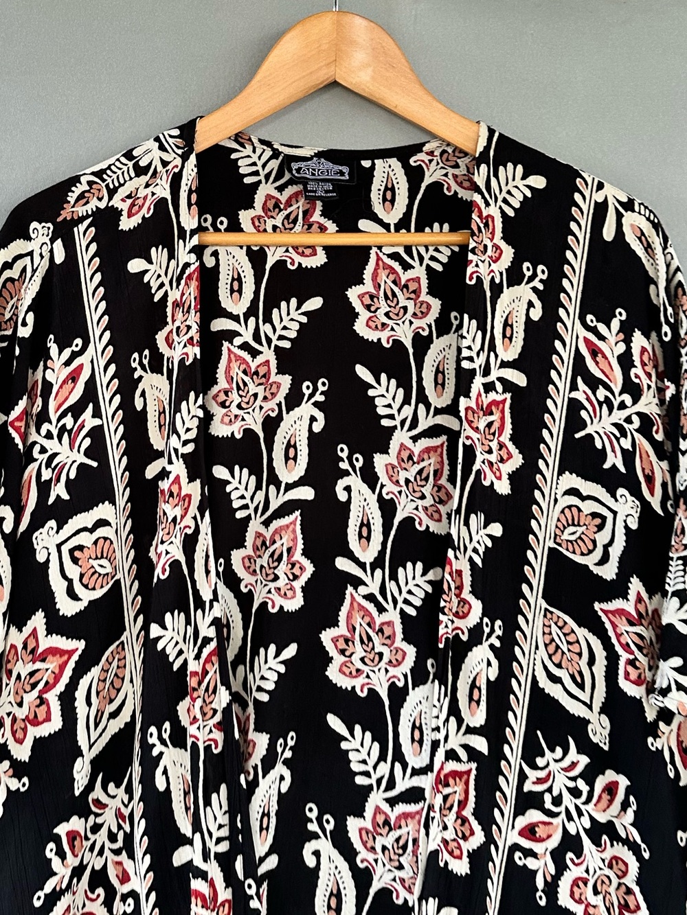 π5 for $45π Angie open top kimono size L - Picture 5 of 7